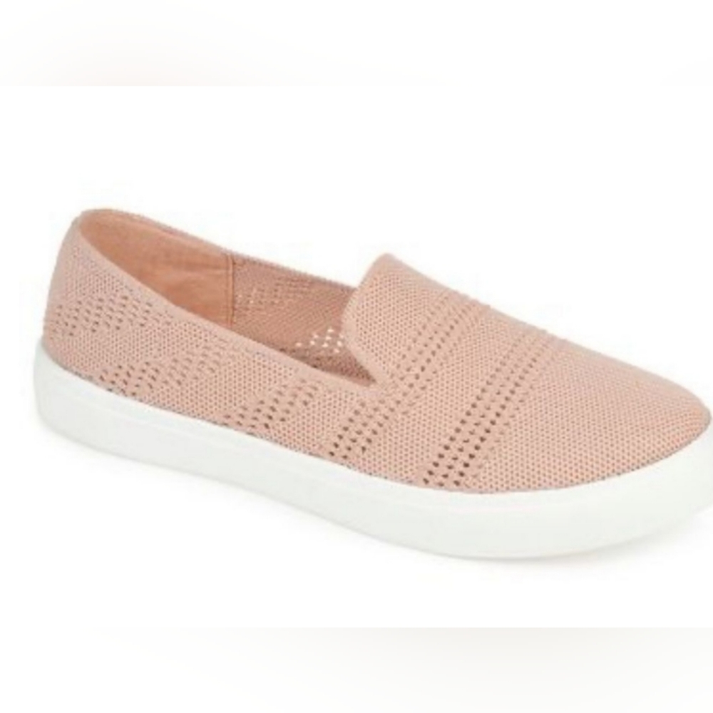 NWOT JOURNEE COLLECTION BLUSH PINK